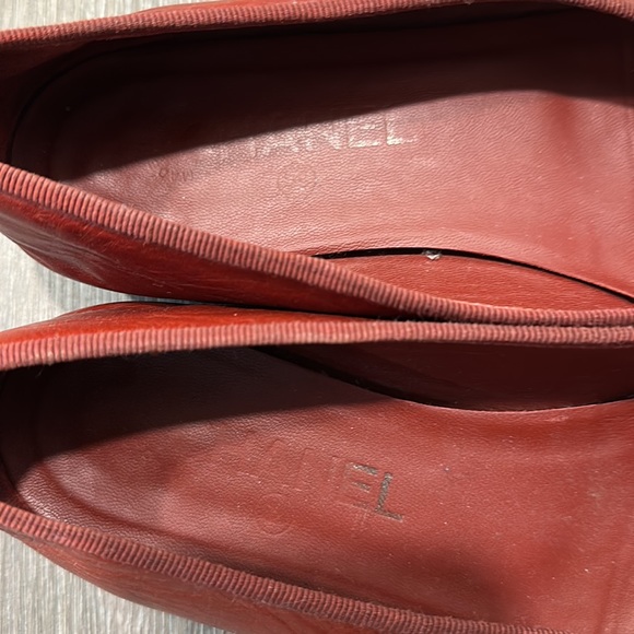 Burgundy Chanel Ballet Flats - Picture 3 of 9